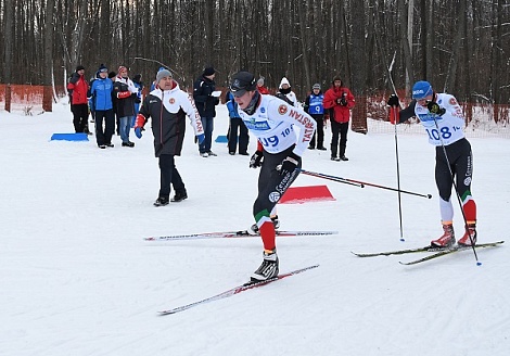 Первенство Приволжского федерального округа по лыжным гонкам среди юношей и девушек 2000-2001 г.р и моложе пройдет в Татарстане. 