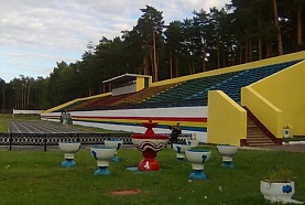 Сегодня идут работы по обновлению стадиона «Локомотив» — основной базы казанских лыжников и биатлонистов. 