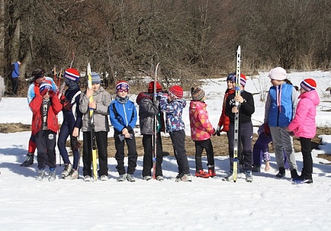 Детско-юношеская спортивная школа г. Казани по лыжным гонкам приглашает на дни открытых дверей