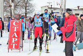 Более 340 учащихся ДЮСШ республики соревновались на лыжне на приз Рузалина Бакиева 